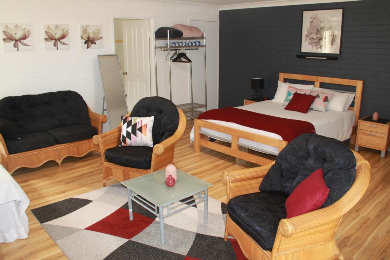 Salamander Beach Accommodation - Adults Only Salamander Bay Exterior photo